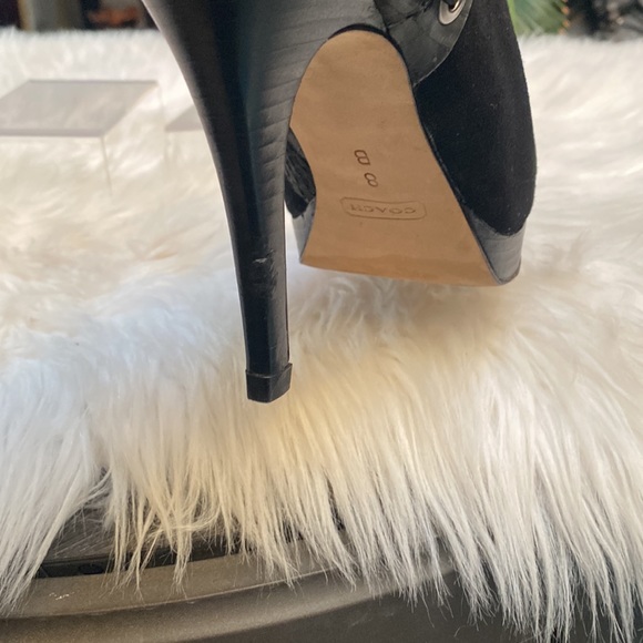 ▪️▪️COACH BEATRICE BLACK-N-GREY SUEDE W/SNAKESKIN BOOTIES▪️▪️ - Picture 6 of 6